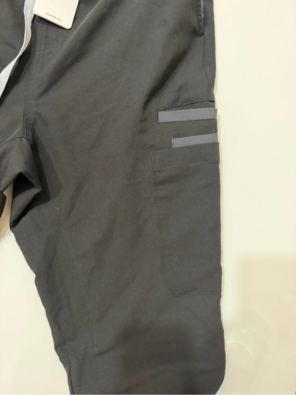 FIGS Men’s Technical Collection Slim Jogger Scrub Pants Black Small NWT
